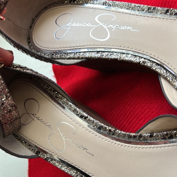 JS-cervena - Picture 6 of 6